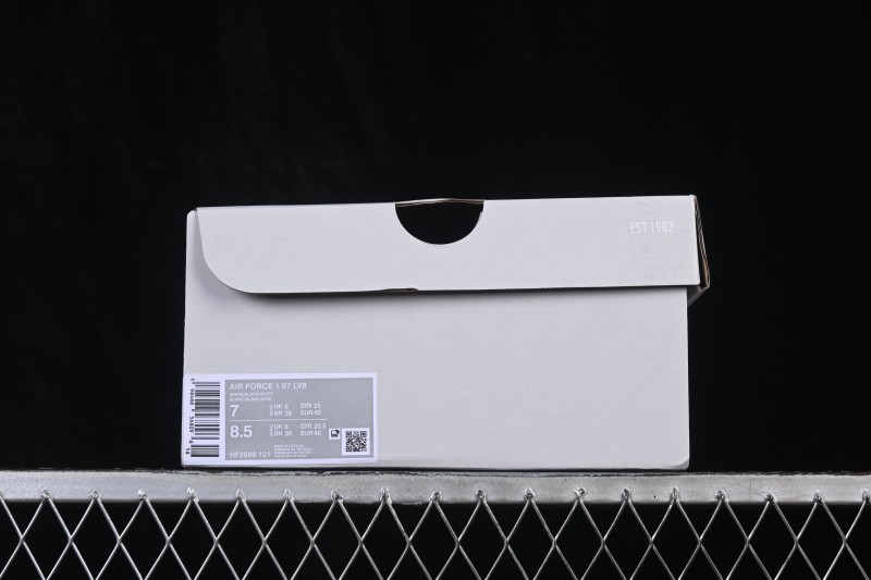 Nike Air Force 1 '07 Low Retro Basketball Sneakers with Classic Leather Upper - HF2898-101