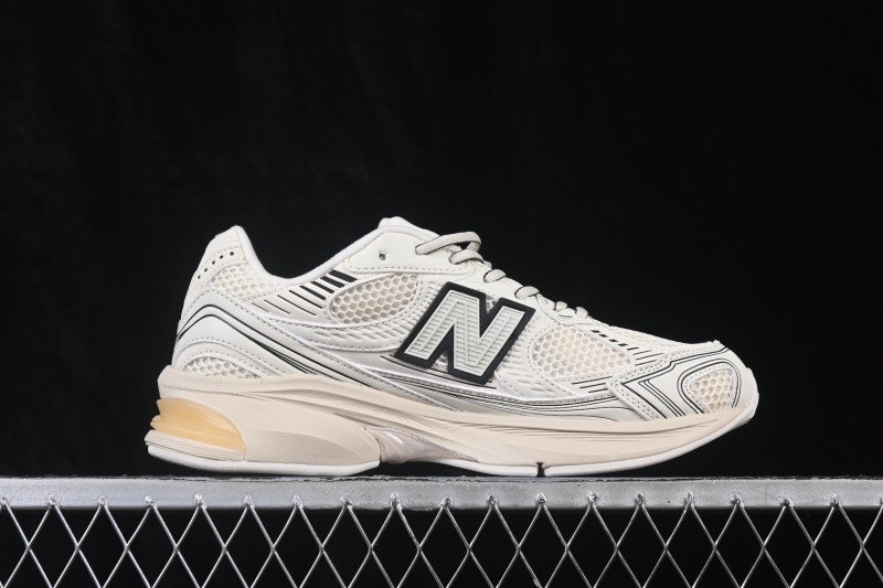 New Balance 2010 Series Retro Running Shoes with Suede and Mesh Upper - U20103SH