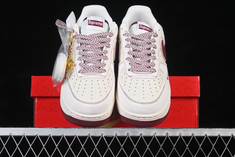 Nike Air Force 1 07 Low Classic Basketball Shoes with Leather Upper and Air-Sole Cushioning - XL1982-336