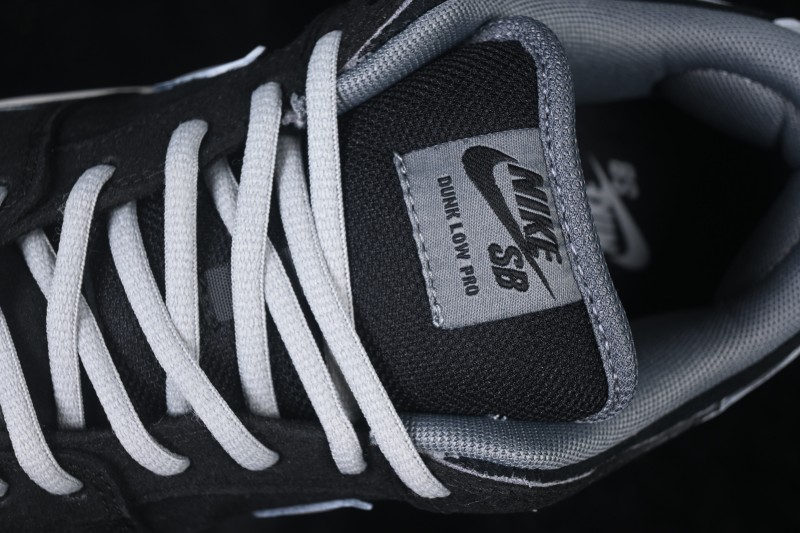 Nike SB Dunk Low Skateboarding Shoes - HF3063-001