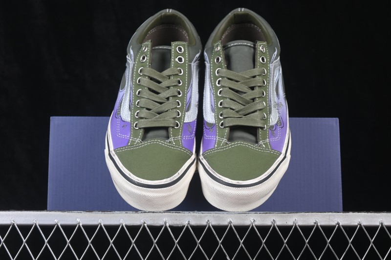 Vans Old Skool Flame Series Low-Top Casual Skate Shoes with Suede and Canvas Upper - VN000D9RGRK