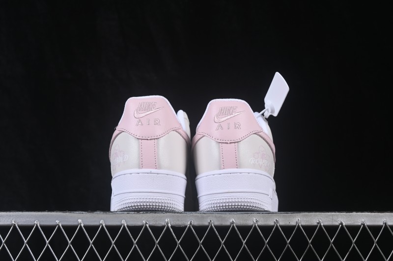 Nike Air Force 1 '07 Low Retro Basketball Shoes with Full-Length Air Cushion - IO7403-103