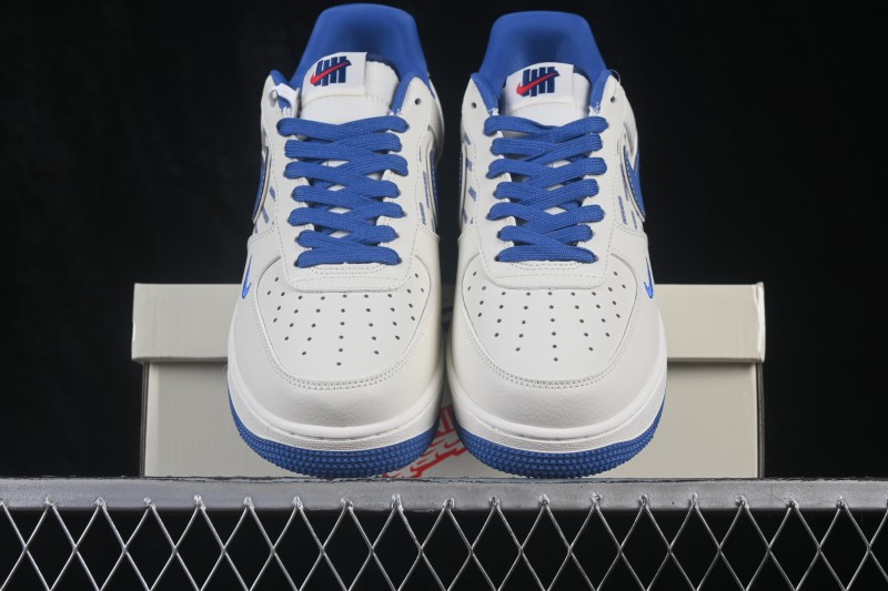 Nike Air Force 1 '07 Low Basketball Shoes with Full-Length Air Cushion - DW8806-018
