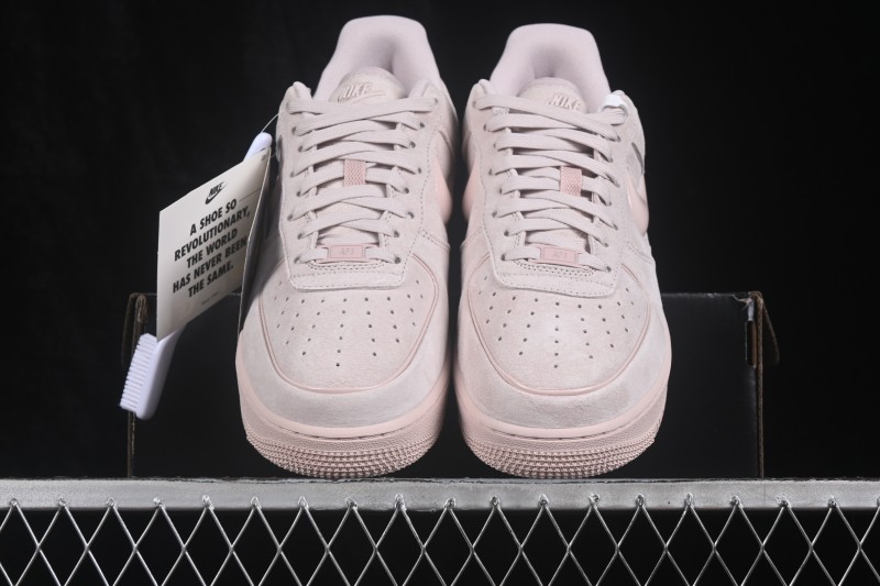 Nike Air Force 1 '07 Low Basketball Sneakers with Classic Leather Upper and Air-Sole Cushioning - HV4406-601