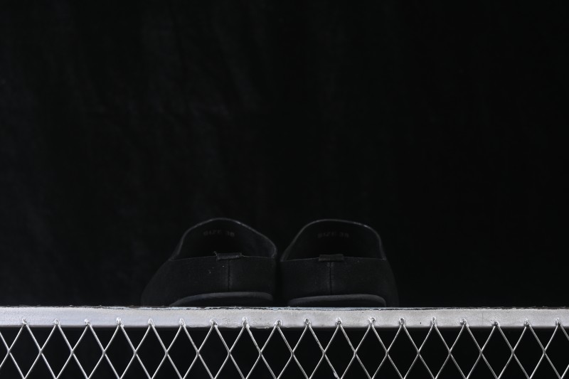 The Row Hudson Round-Toe Half-Covered Casual Mule Slippers - BLK
