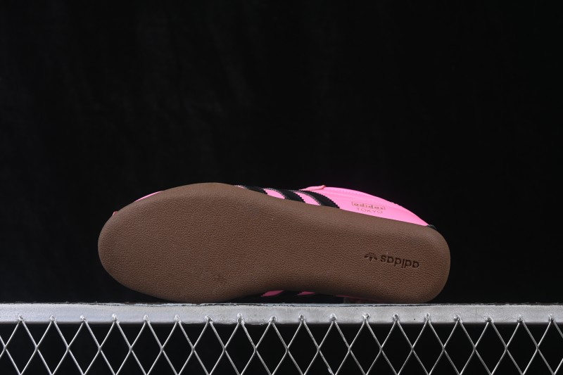 Adidas Originals x Notitle Tokyo W JQ3025 Collaboration Low-Top Lifestyle Sneakers