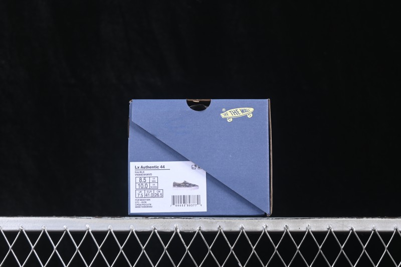 Vans Authentic 44 Low Top Vulcanized Skate Shoes - VN000D9NWVD