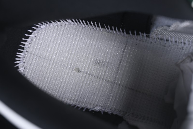 Air Jordan 12 Retro Bucks - CT8013-103