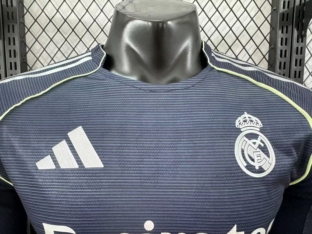 Player Version 25/26 Real Madrid Away Long Sleeve Jersey