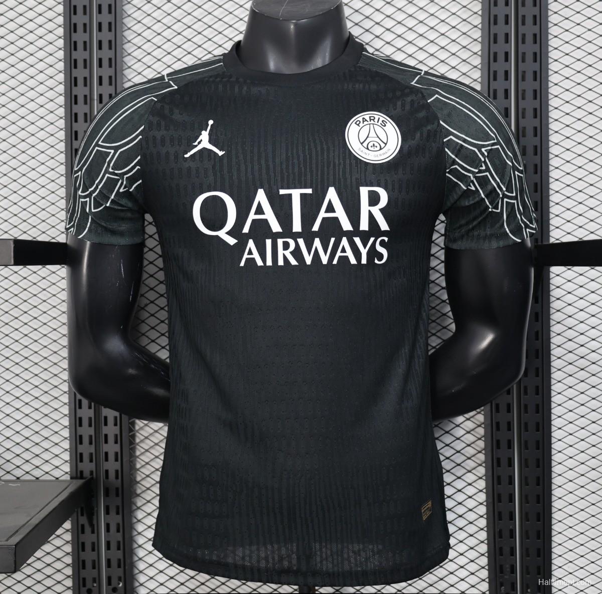 Player Version 25/26 PSG Black Goalkeeper Jersey
