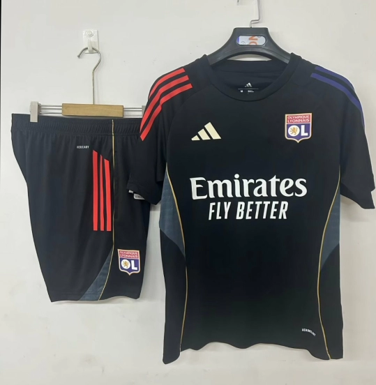 25/26 Lyon Training Jersey Black+ Shorts